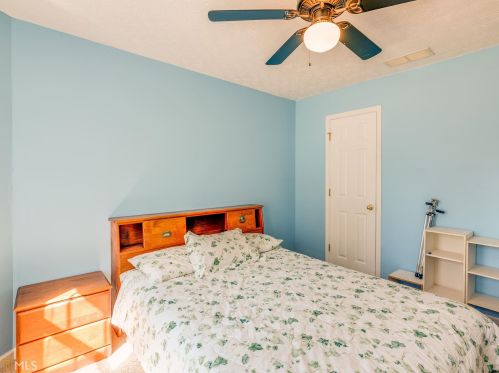 6859 Silver Maple Ct, Rex GA 30273-2359 exterior