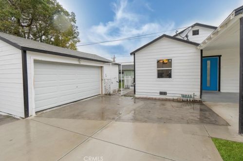 9330 Ives St, Bellflower, CA 90706-3518