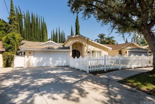 4934 Swinton Ave, Van Nuys, CA 91436-1320