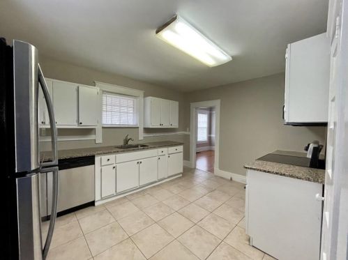 2 Highland St, Gainesville, GA 30501-2506
