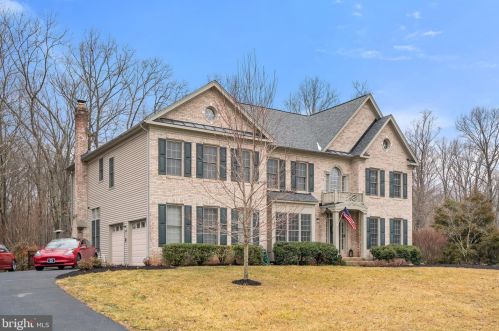 5745 Yewing Way, Gainesville, VA 20155-1346