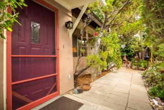 284 Fraxinella St, Encinitas, CA 92024-3355