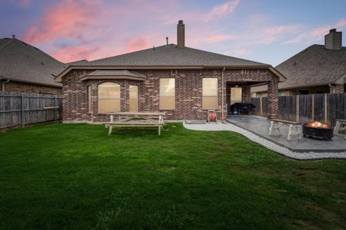 8632 Running River Ln, Fort Worth TX  76131-3380 exterior