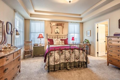 25057 Canal Pl, Aurora CO 80018-1627 exterior