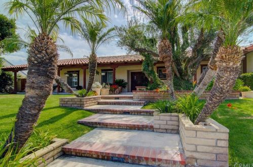 13642 Dall Ln, Santa Ana, CA 92705-2626