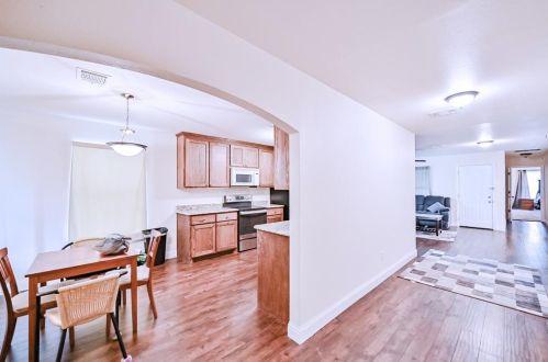 4925 Fitzhugh Ave, Fort Worth TX  76105-4354 exterior