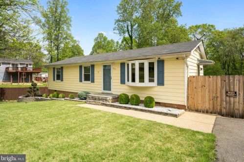 6517 Deerskin Dr, Fredericksburg, VA 22407-6331