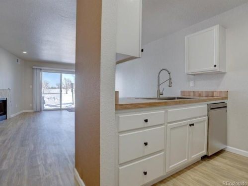 407 Memphis Way, Denver, CO 80017-2033