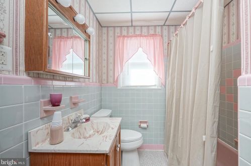 5142 Garfield Ave, Camden NJ 08109-1756 exterior