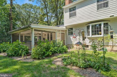 181 Berrywood Dr, Severna Park MD 21146-2030 exterior