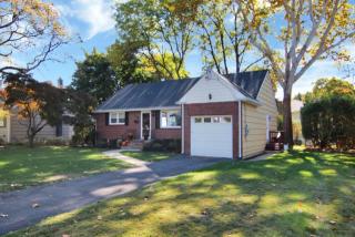 244 Canterbury Pl, Ridgewood, NJ 07450-1704