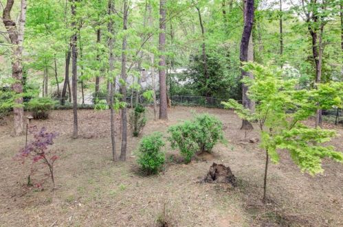 330 Highbrook Dr, Atlanta GA  30342-2315 exterior
