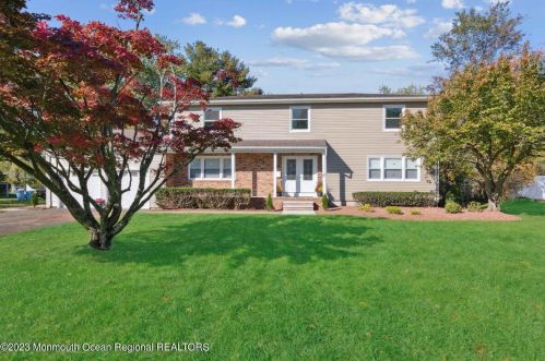 89 Old Post Rd, East Freehold, NJ 07728-3137