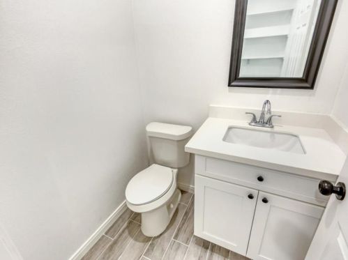 738 Angus Trl, Angleton TX 77515-9833 exterior