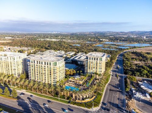 5082 Scholarship, Irvine CA  92612-5695 exterior