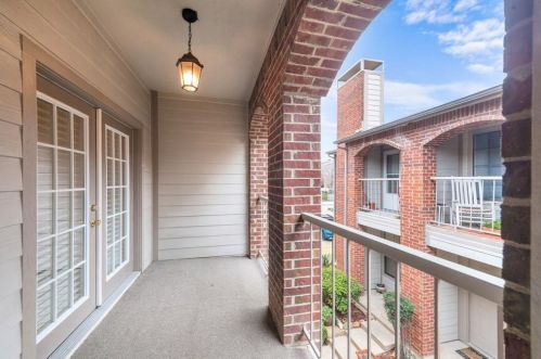 3257 Donnelly Cir, Fort Worth TX  76107-5440 exterior