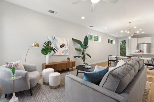 3201 Aldwyche Dr, Austin TX  78704 exterior