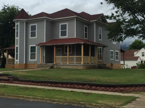 211 Walter St, Poteau, OK 74953-3921