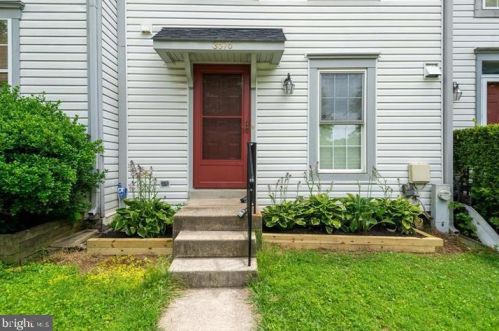 3676 Childress Ter, Burtonsville MD  20866-2036 exterior