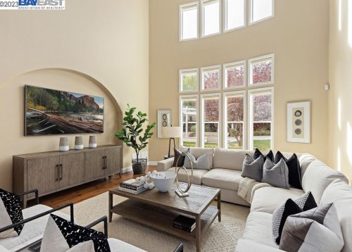 10864 Inspiration Cir, Pleasanton CA  94568-5562 exterior