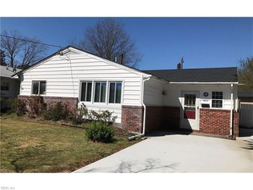 4504 Krick St, Norfolk, VA 23513-3802