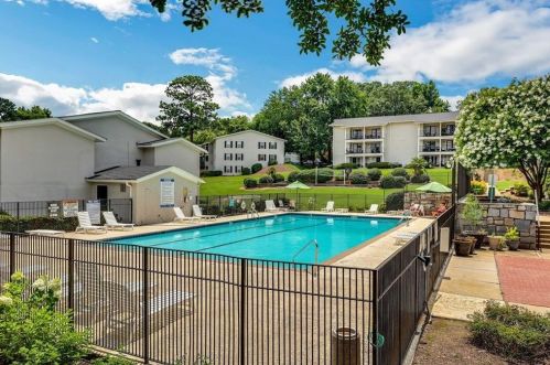 1150 Collier Rd, Atlanta GA  30318-0407 exterior