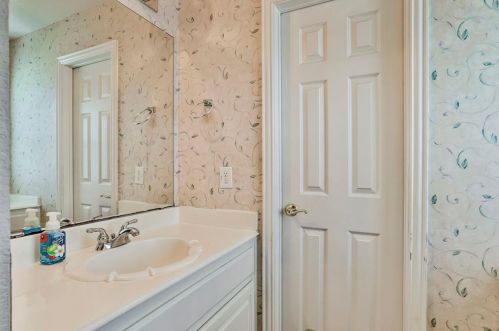 8020 Ocean Dr, Fort Worth TX  76123-1895 exterior
