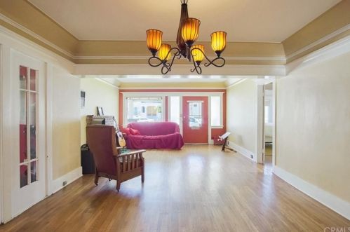 610 Lomita Ave, Glendale CA  91205-2233 exterior