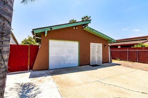 4753 Calle Estrella, Oceanside, CA 92057-5902