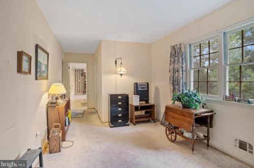 16 Severn Riv Rd, Severna Park MD 21146-4659 exterior