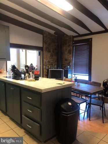 457 Shippen St, Lancaster PA  17602-3637 exterior