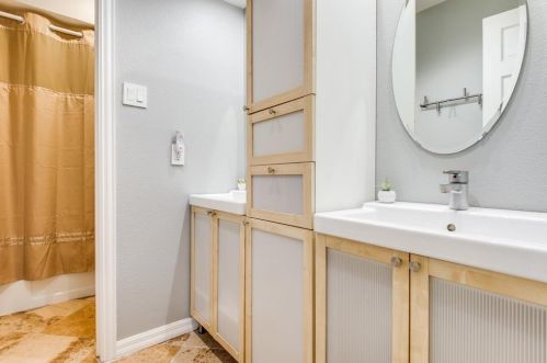 6507 Clearhaven Cir, Dallas TX  75248-4019 exterior