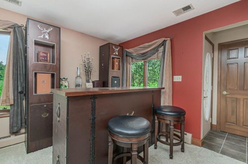 2071 61 Ave, Hobart IN 46342-6517 exterior