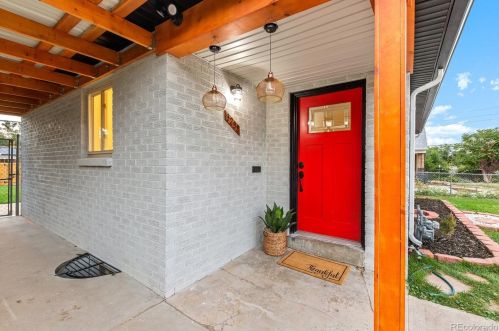 3295 Oneida St, Denver CO  80207-2225 exterior