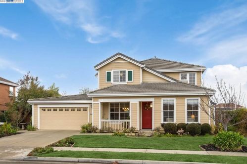 6235 Robertson Ave, Newark, CA 94560-4335