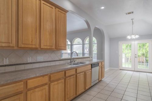 8214 Cornerwood Dr, Austin TX  78717-5316 exterior