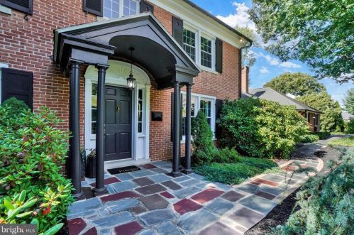 1186 Wyndham Dr, York, PA 17403-4434