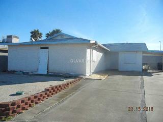 415 Daffodil Dr, Henderson, NV 89015-7721