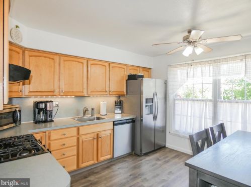 122 Collins Ct, Blenheim, NJ 08012-4905