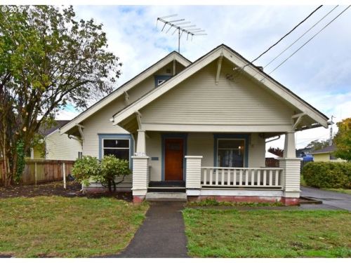 475 Ash St, Lebanon OR  97355-4105 exterior