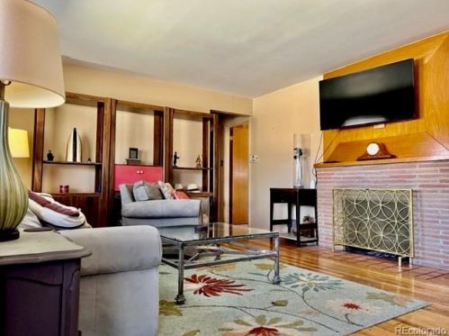 2250 Lansing St, Denver, CO 80010-1330