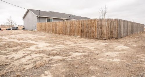 1212 Saddle Ridge Ln, Pueblo CO  81007-3905 exterior