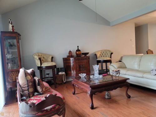 119 Oak Cir, Stockbridge GA 30281-3345 exterior