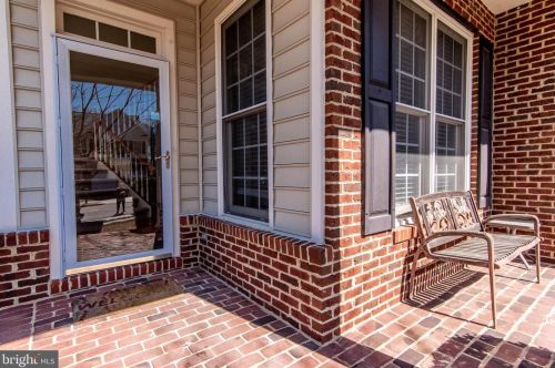 13094 Taverner Loop, Woodbridge, VA 22192-5330