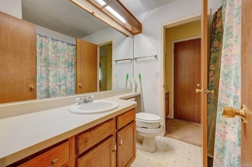 21666 Powers Pl, Aurora CO 80015-3372 exterior