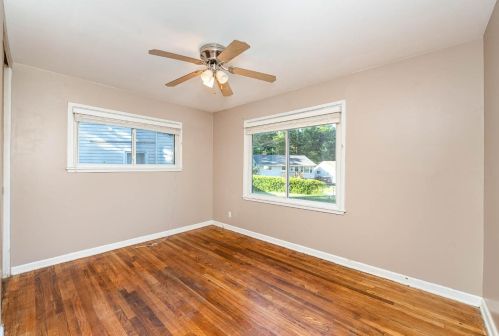 1050 Elda Ln, Cincinnati OH 45224-2705 exterior