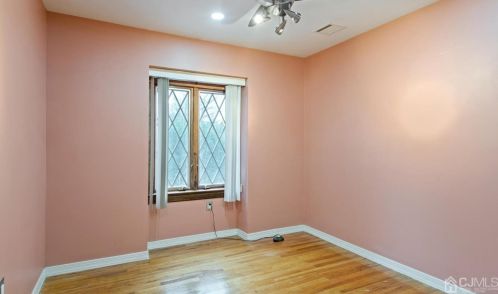 5 Boxwood Rd, Piscataway NJ 08854-5942 exterior