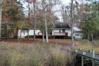 612 Sawmill Lndg, Bath, NC 27808-9625