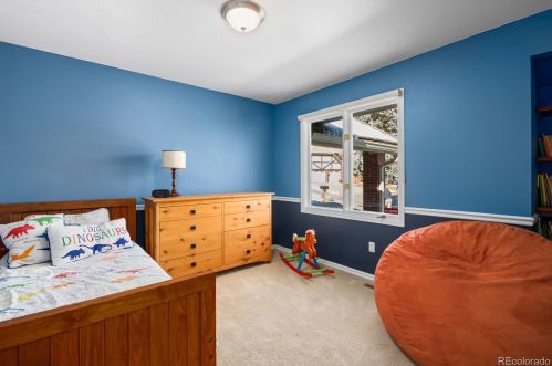 6068 Clinton Ct, Englewood CO 80111-5217 exterior