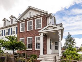 2295 Valentia St, Denver CO  80238-3330 exterior